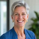 Photo of Dr. Evelyn Reed, Certified Nutritionist